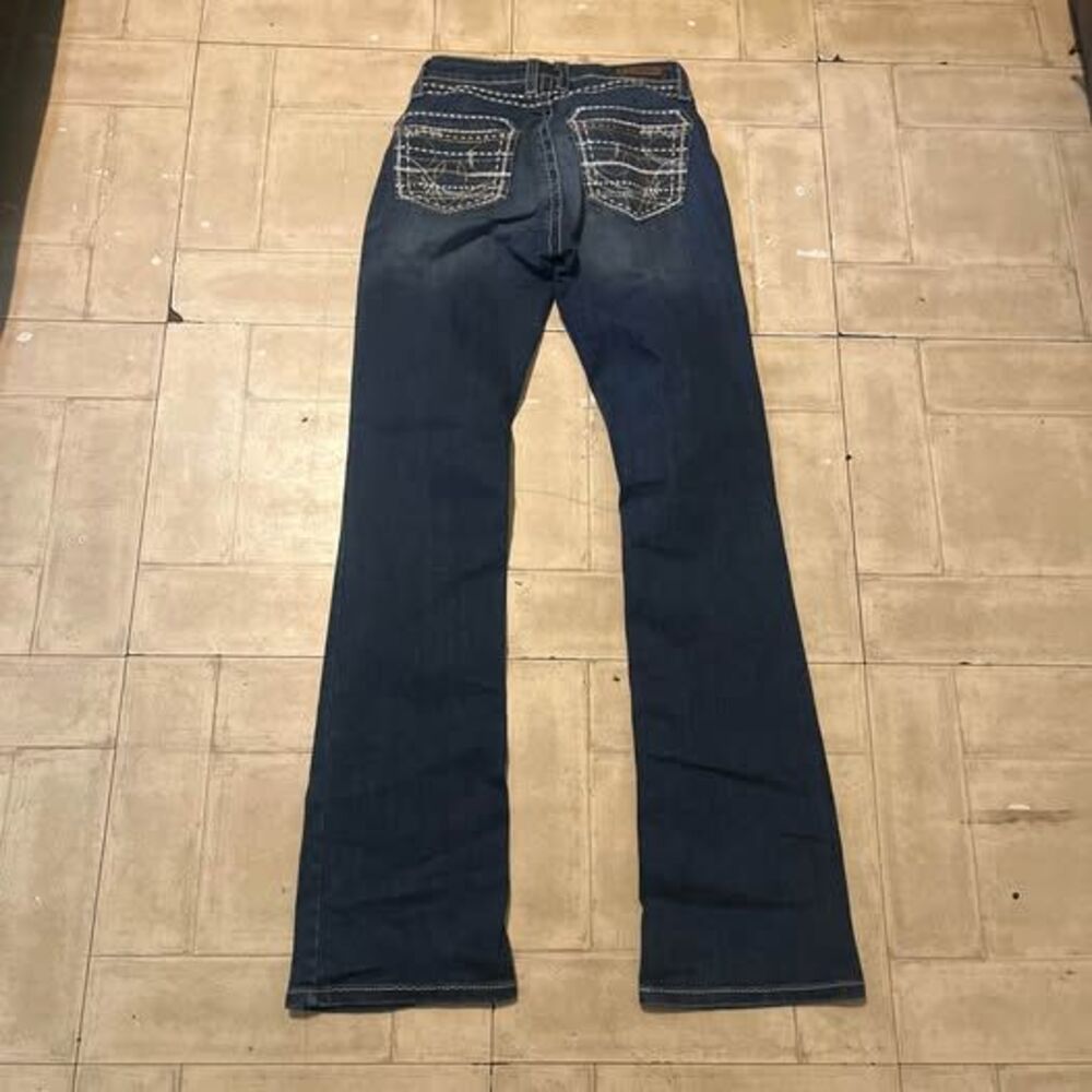 Women’s rock by wrangler Y2K bootcut jeans with back pocket design size 28x34